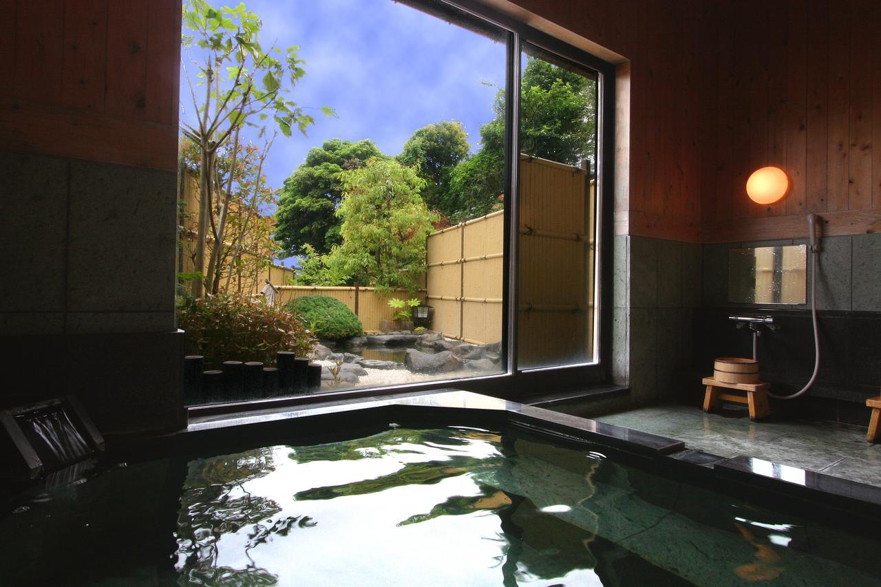 New Tomiyoshi Hotel Atami  Buitenkant foto