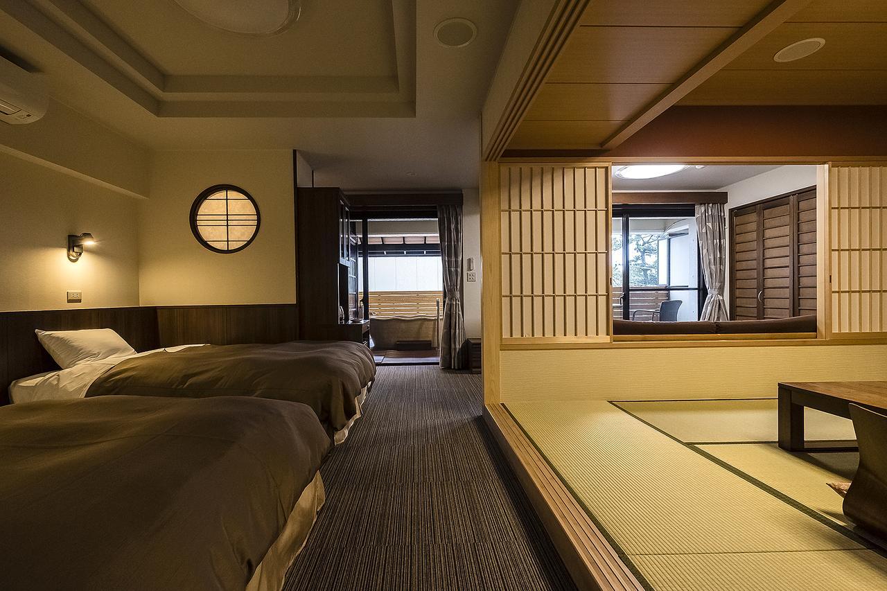 New Tomiyoshi Hotel Atami  Buitenkant foto